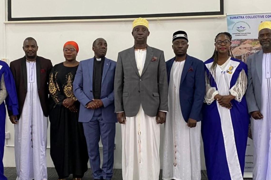 Prince Nakibinge in a group photo with Manchester Bendobendo leaders representing the kabaka Image